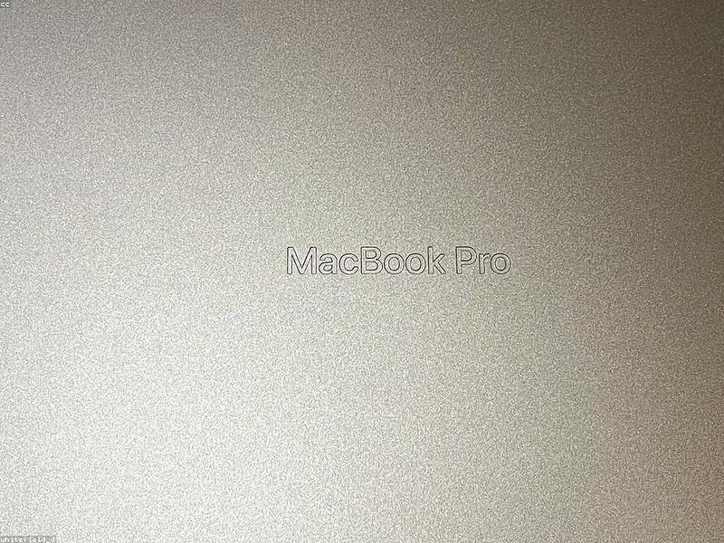 لابتوب ماك بوك برو M2